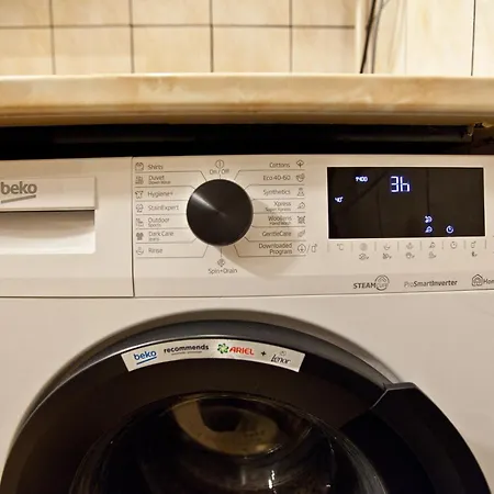 Muse Downtown Apartment *