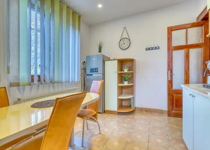 Apartament Muse Downtown Bukareszt