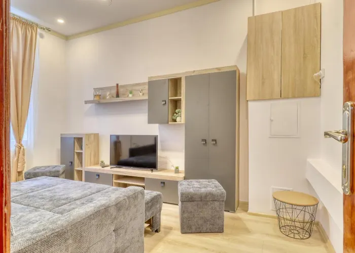 Muse Downtown * 布加勒斯特